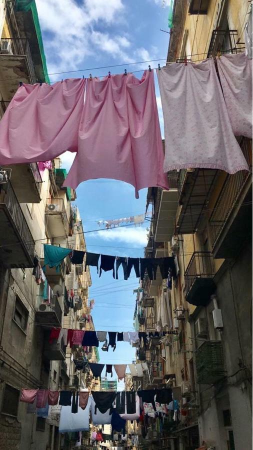 ナポリA Tre Passi Dal Duomoアパートメント エクステリア 写真